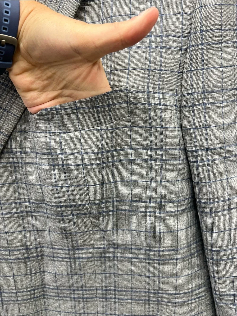 Oak Hill Light Gray Plaid Men's Blazer - Classic Two-Button Sport Coat 2XL Tall